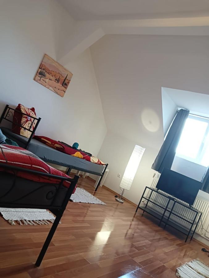 Apartment Stella S Monteurswohnungen *